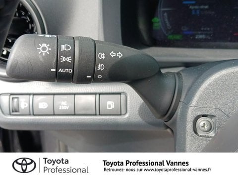 Voitures D'occasion À Vannes | Toyota C-Hr 2.0 Hybride Rechargeable 225Ch Design My25