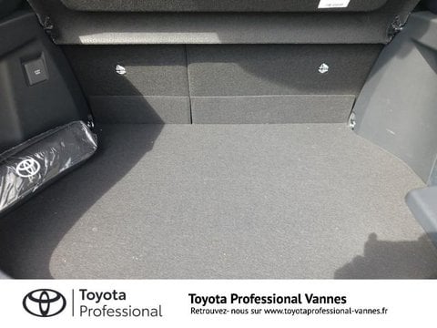 Voitures D'occasion À Vannes | Toyota C-Hr 2.0 Hybride Rechargeable 225Ch Design My25