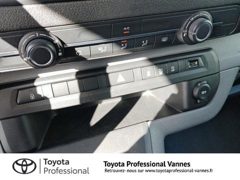 Voitures D'occasion À Vannes | Toyota Proace Combi Long 1.5 120 D-4D Dynamic Rc18