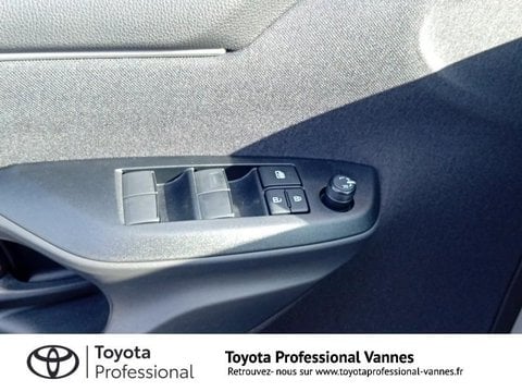 Voitures D'occasion À Vannes | Toyota Yaris 116H Dynamic Business + Programme Toyota Experience ...