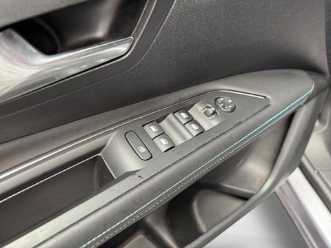 Voitures D'occasion À Liévin | Peugeot 3008 Hybrid 225Ch Allure Pack E-Eat8