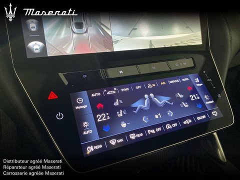 Voitures Neuves Stock Maserati Granturismo V6 490 Modena À La Roche-Sur-Yon