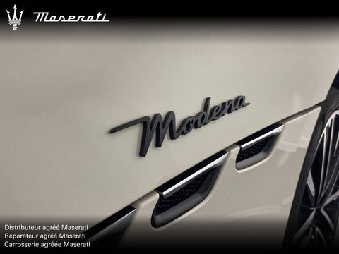 Voitures Neuves Stock Maserati Granturismo V6 490 Modena À La Roche-Sur-Yon