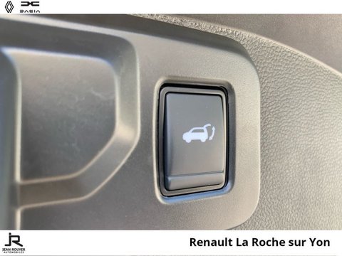Voitures Occasion Renault Austral 1.2 E-Tech Full Hybrid 200Ch Iconic Esprit Alpine À La Roche Sur Yon