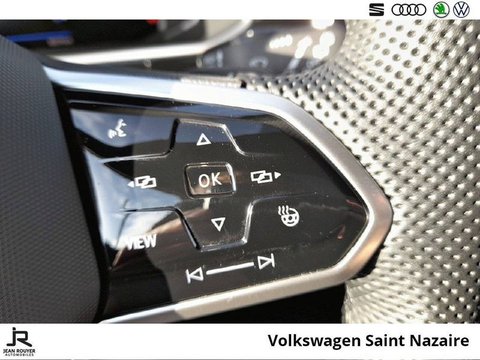 Voitures Occasion Volkswagen T-Roc 1.5 Tsi Evo 150 Start/Stop Dsg7 R-Line À Trignac