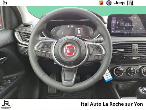 Voitures Occasion Fiat Tipo Cross Sw 1.0 Firefly Turbo 100Ch S/S Plus My22 À Mouilleron Le Captif