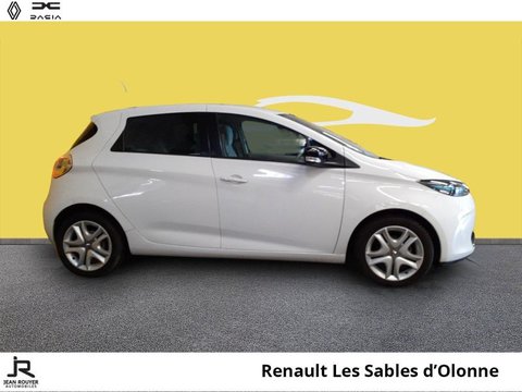 Voitures Occasion Renault Zoe Zen Charge Normale R90 À Château D'olonne