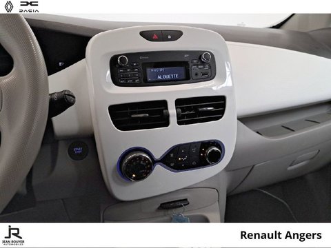 Voitures Occasion Renault Zoe Life Charge Normale R90 À Angers