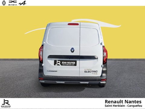 Voitures Occasion Renault Kangoo Van E-Tech Ev45 Dc 80Kw Extra À Saint-Herblain