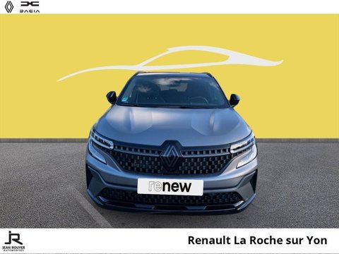 Voitures Occasion Renault Austral 1.2 E-Tech Full Hybrid 200Ch Iconic Esprit Alpine À La Roche Sur Yon