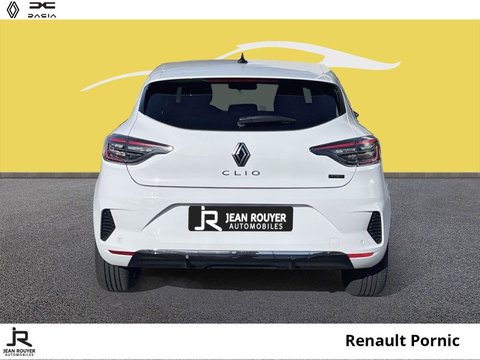 Voitures Occasion Renault Clio 1.6 E-Tech 145Ch Full Hybrid Techno À Pornic
