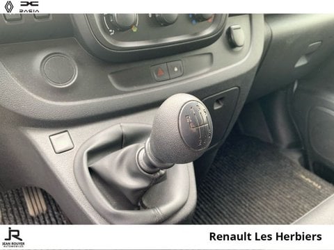 Voitures Occasion Renault Trafic Combi L2 1.6 Dci 95Ch Stop&Start Zen 9 Places À Les Herbiers
