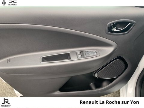 Voitures Occasion Renault Zoe Life Charge Normale R110 Achat Intégral - 20 À La Roche Sur Yon