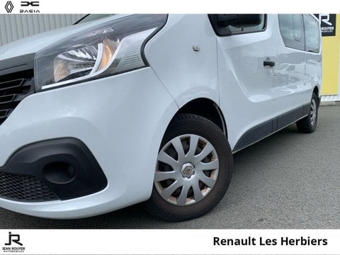 Voitures Occasion Renault Trafic Combi L2 1.6 Dci 95Ch Stop&Start Zen 9 Places À Les Herbiers