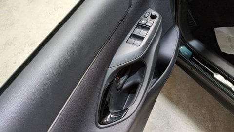 Voitures D'0Km À Ganges | Toyota Yaris Cross Hybride 130H 2Wd Bva Design Surequipe (Radars Av-Ar...