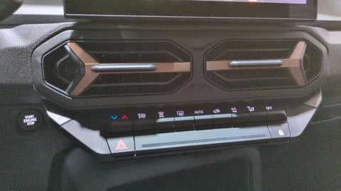 Voitures D'0Km À Ganges | Dacia Duster Hybrid-G 150 4X4 Bva Extreme Surequipe