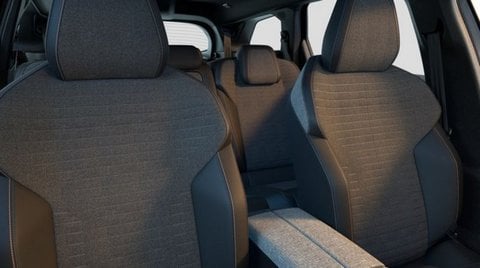 Voitures D'0Km À Ganges | Peugeot 5008 Hybrid 145 Ch Bva E-Dcs6 Allure Surequipe