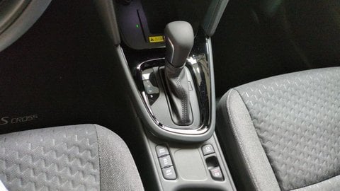 Voitures D'0Km À Ganges | Toyota Yaris Cross Hybride 130H 2Wd Bva Design Surequipe (Radars Av-Ar...