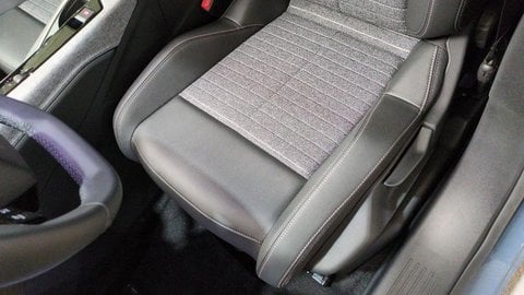 Voitures D'0Km À Ganges | Peugeot 5008 Hybrid 145 Ch Bva E-Dcs6 7Pl Allure Surequipe