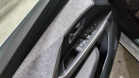 Voitures D'occasion À Ganges | Peugeot 3008 Hybrid 145 Bva E-Dcs6 Allure + Grip Control + Pack 3...