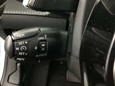 Voitures D'0Km À Ganges | Peugeot 208 Hybrid 110 Ch E-Dcs6 Allure