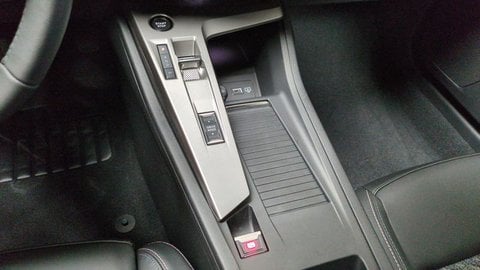 Voitures D'0Km À Ganges | Peugeot 308 Hybrid 145 Bva E-Dcs6 Allure + Pack Vision 360 + Pack Conf...