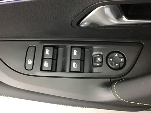 Voitures D'0Km À Ganges | Peugeot 2008 Hybrid 145 Ch E-Dcs6 Gt