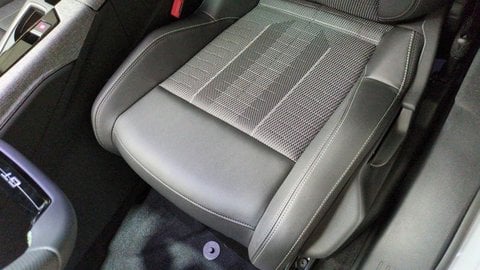 Voitures D'0Km À Ganges | Peugeot 5008 Hybrid 145 Ch Bva E-Dcs6 7Pl Gt + Pack Vision 360 & Drive...