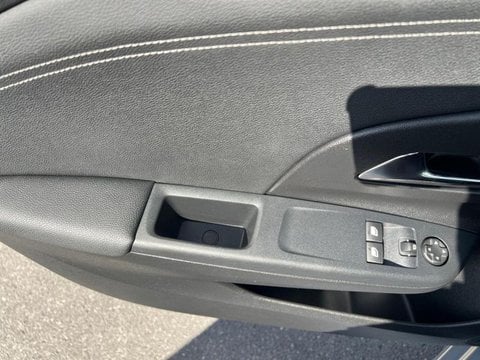 Voitures D'occasion À Roncq | Opel Corsa 1.2 75Ch Elegance Business