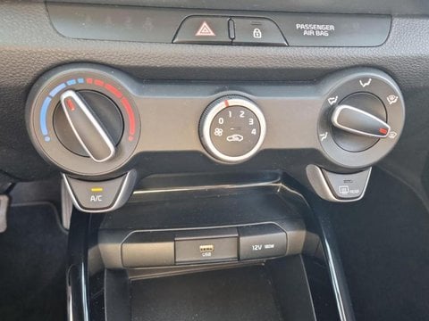 Voitures D'occasion À Saint-Léonard | Kia Stonic 1.0 T-Gdi 100Ch Active Dct7