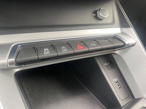 Voitures Occasion Audi Q3 Ii 35 Tfsi 150 Ch S Tronic 7 Design À Escalquens