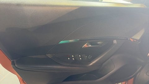 Voitures D'occasion À Buchelay | Peugeot 2008 Ii Puretech 130 S&S Eat8 Allure Pack