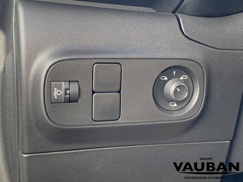 Voitures D'occasion À Gisors | Citroën C3 Iii Puretech 110 S&S Bvm6 Shine Pack