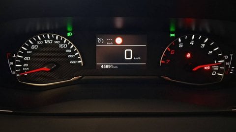 Voitures D'occasion À Saint-Brice-Sous-Forêt | Peugeot 2008 Ii Puretech 100 S&S Bvm6 Style