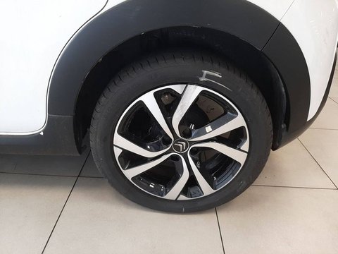 Voitures D'occasion À Buchelay | Citroën C3 Iii Puretech 83 S&S Bvm5 Shine Pack