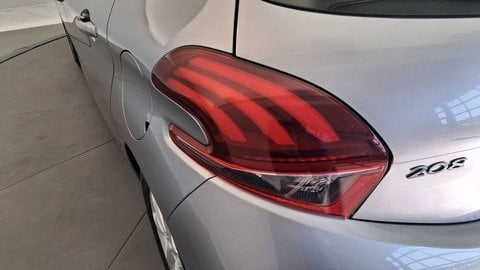 Voitures D'occasion À Chambourcy | Peugeot 208 Puretech 82Ch S&S Bvm5 Active