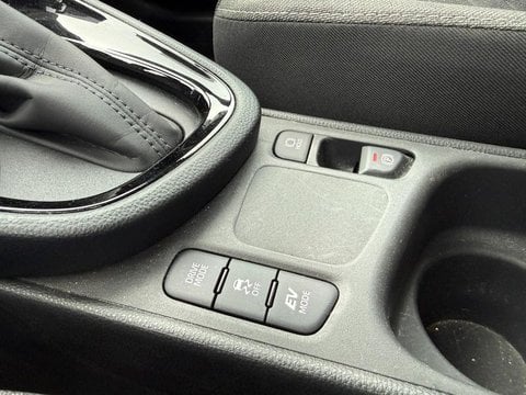 Voitures D'occasion À Argenteuil | Toyota Yaris Cross 116H Design Pack Cargo Mc24
