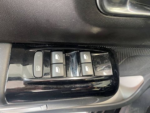 Voitures D'occasion À Les Mureaux | Citroën C3 Iii Puretech 83 S&S Bvm5 Shine Pack