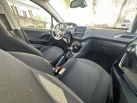 Voitures D'occasion À Chambourcy | Peugeot 208 Puretech 82Ch S&S Bvm5 Signature