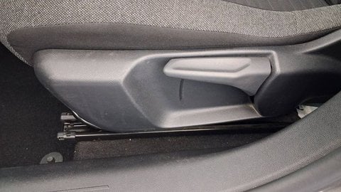 Voitures D'occasion À Les Mureaux | Peugeot 208 Ii Puretech 75 S&S Bvm5 Active