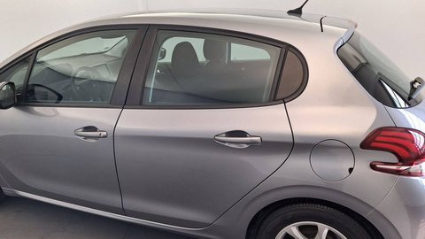 Voitures D'occasion À Chambourcy | Peugeot 208 Puretech 82Ch S&S Bvm5 Active