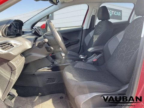 Voitures D'occasion À Chambourcy | Peugeot 2008 Puretech 82Ch S&S Bvm5 Signature