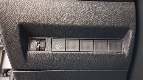 Voitures D'occasion À Chambourcy | Peugeot 2008 Ii Puretech 100 S&S Bvm6 Style