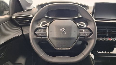 Voitures D'occasion À Chambourcy | Peugeot 208 Puretech 100 S&S Eat8 Allure Pack