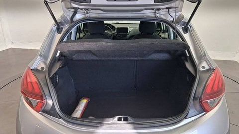 Voitures D'occasion À Chambourcy | Peugeot 208 Puretech 82Ch S&S Bvm5 Active