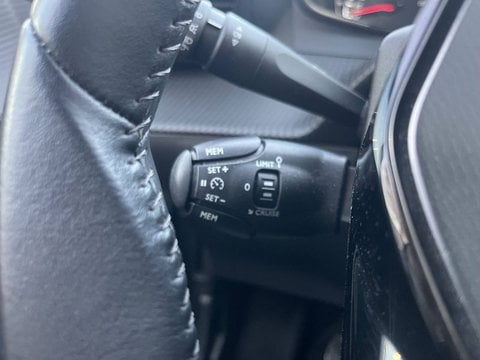 Voitures D'occasion À Chambly | Peugeot 2008 Ii Puretech 130 S&S Bvm6 Allure