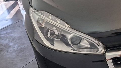 Voitures D'occasion À Buchelay | Peugeot 208 Puretech 82Ch S&S Bvm5 Signature