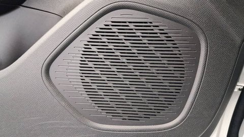 Voitures D'occasion À Les Mureaux | Citroën C4 Iii Puretech 130 S&S Eat8 Shine