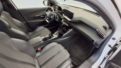 Voitures D'occasion À Les Mureaux | Peugeot 2008 Ii Puretech 130 S&S Eat8 Gt Line