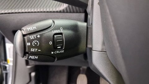 Voitures D'occasion À Chambourcy | Peugeot 2008 Ii Puretech 100 S&S Bvm6 Style